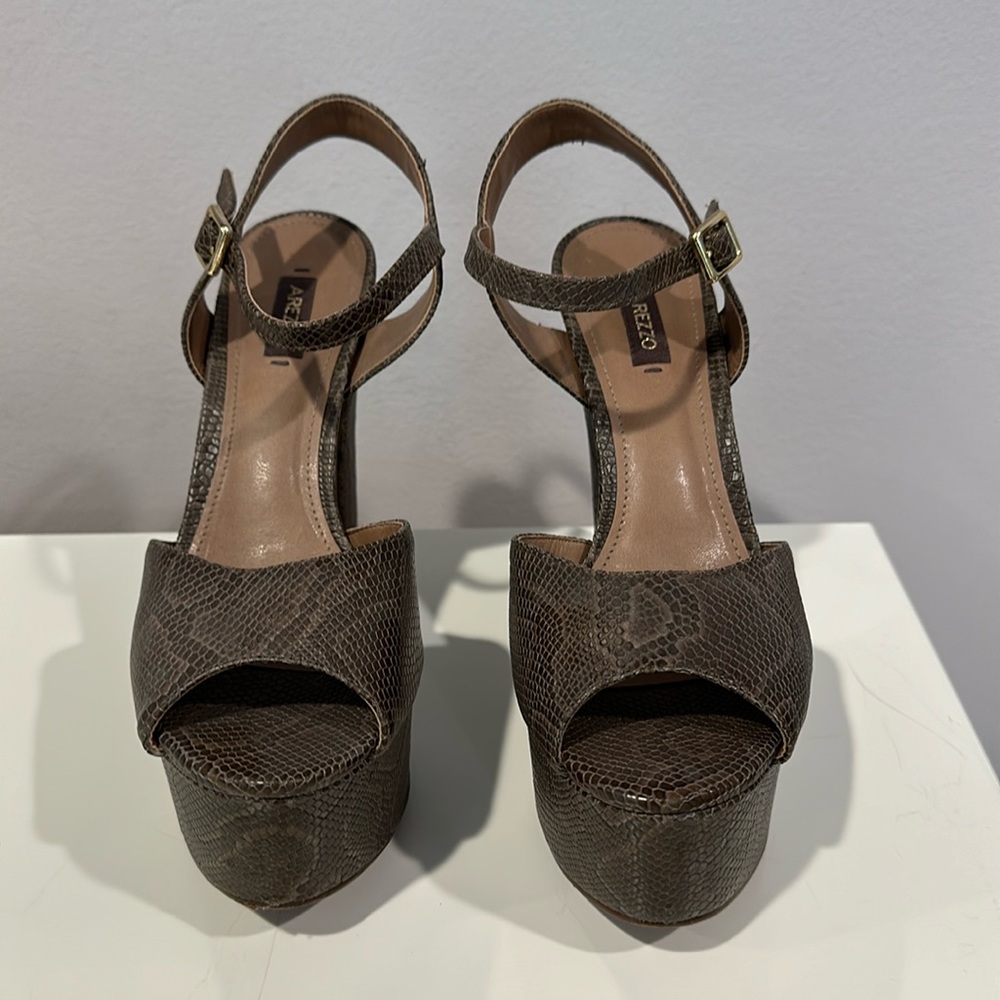 Arezzo platform sandals